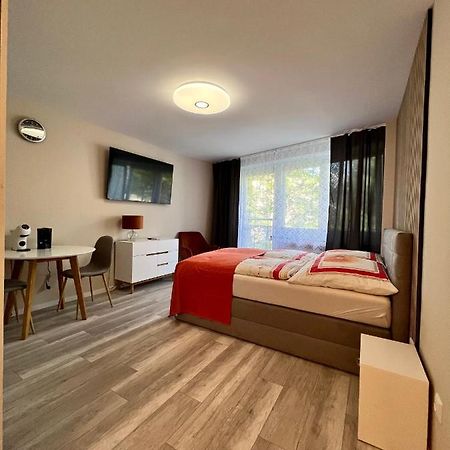 Apartment Am Stadtbach By Aux Property アウグスブルク エクステリア 写真