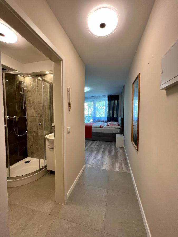 Apartment Am Stadtbach By Aux Property アウグスブルク エクステリア 写真